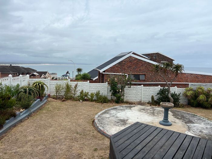 Wavecrest House For Sale: 2 beds, sea views, renovation potential, garage, patio.