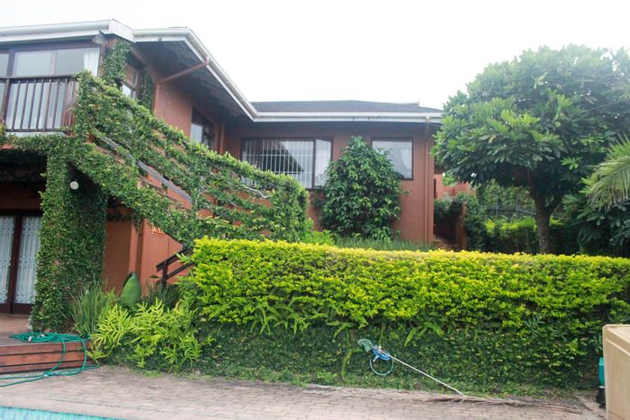 For Sale: Ramsgate Guest House with 6 bedrooms, pool, and income potential.