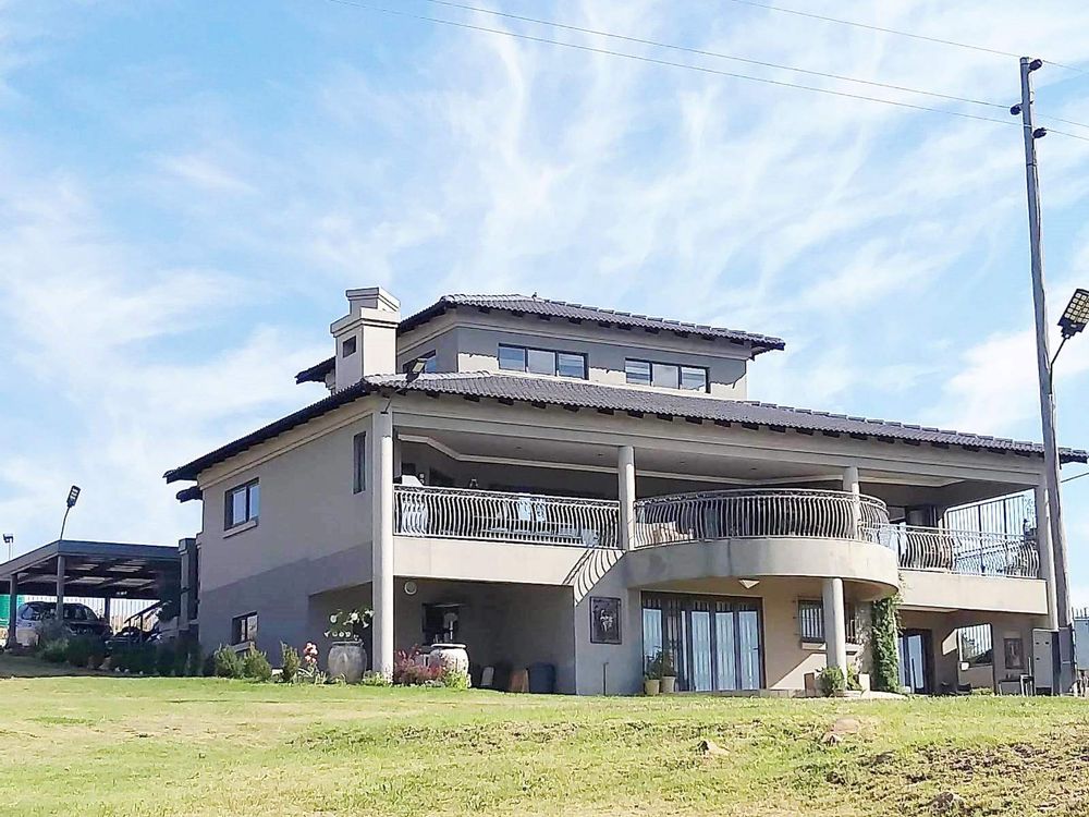 Facing Upper Vaal River