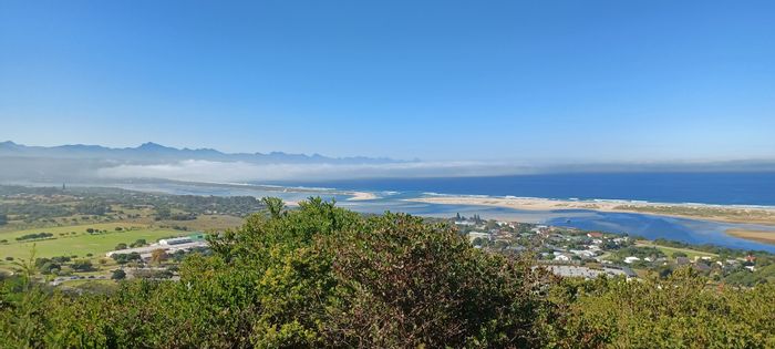 Vacant Land Residential For Sale in The Hill: 3227 m² with panoramic views.