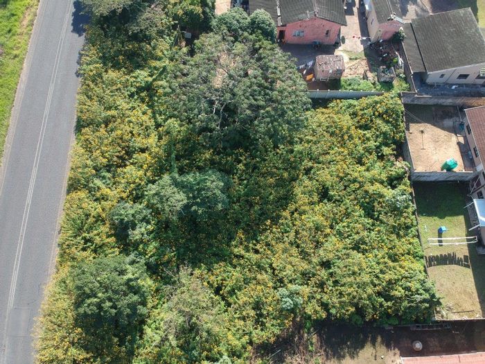 Vacant Land Residential in Park Rynie For Sale - 949m2, ideal for development.