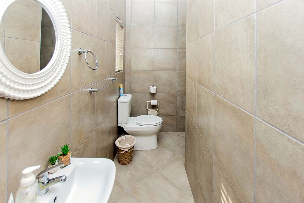 flat family bathroom