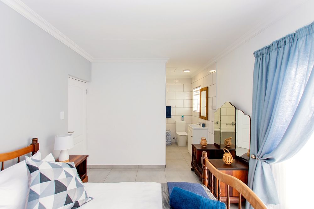 Main house main bedroom