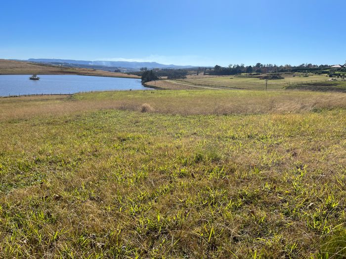 For Sale: Vacant Land Residential in Hilton Rural, 1-hectare stands with dam views.