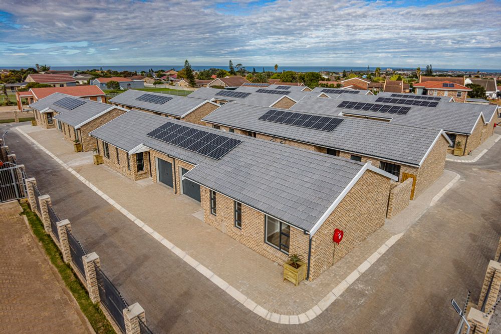 Aerial photo of complex