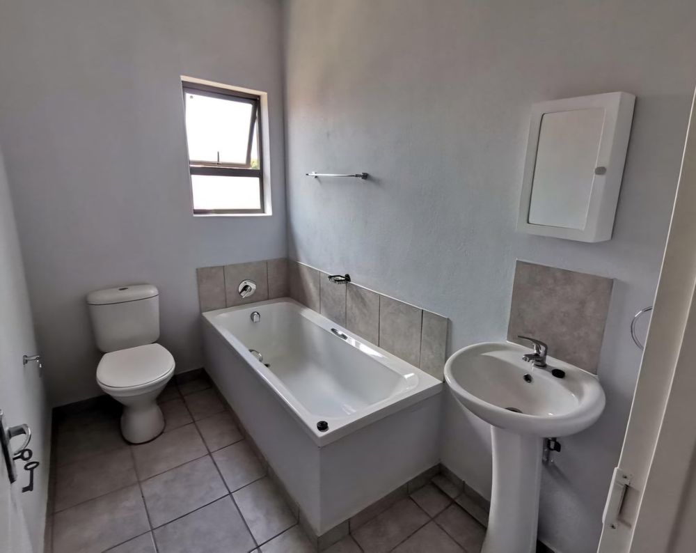 Main bathroom