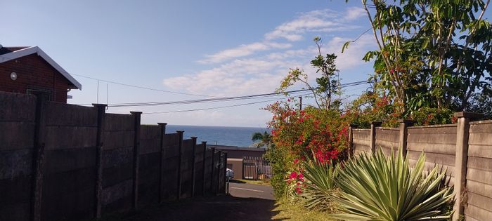 3 Bedroom House to Rent in Southport, near beach, communal area with Jacuzzi.