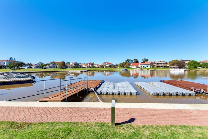 Port Owen House For Sale: 3 beds, private jetty, parking for boat & cars.