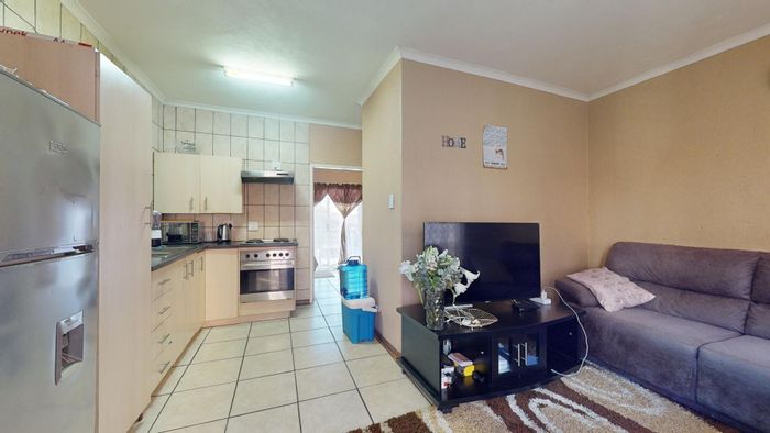 For Sale: 1-Bedroom Apartment in Potchefstroom Central with Parking and Prime Location.