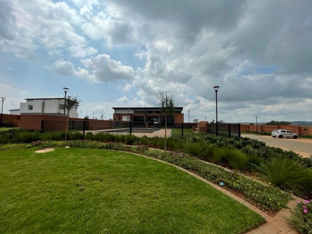 Clubhouse Facilities and Parking