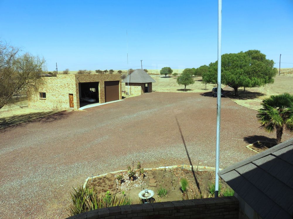 Boat garages & Borehole/filtration system room