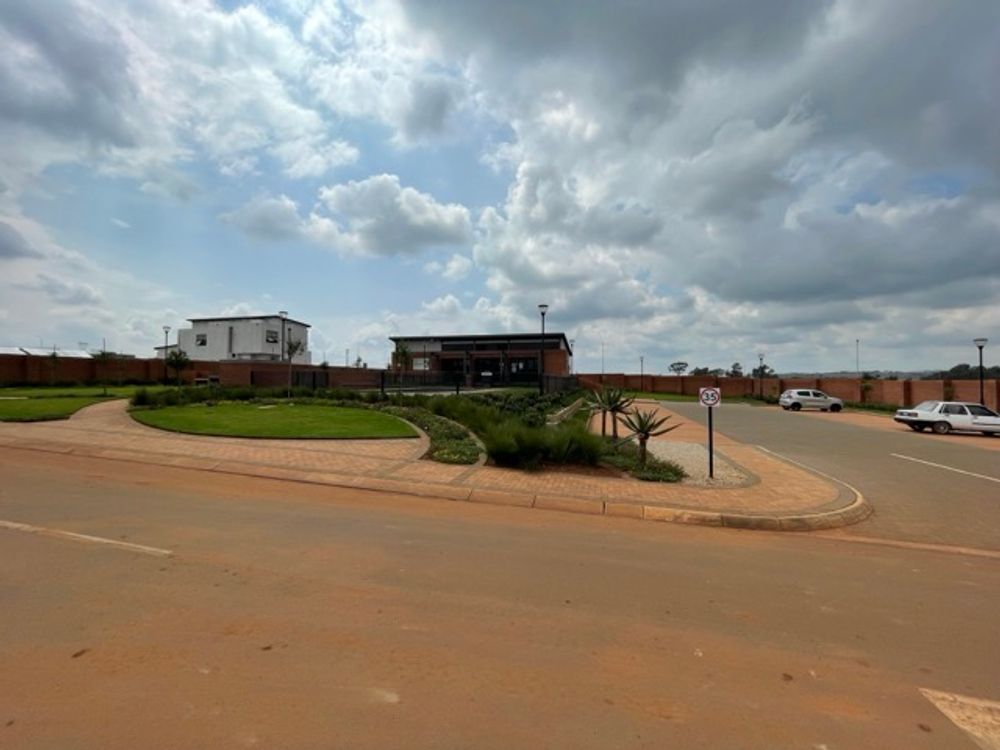 Clubhouse Facilities and Parking