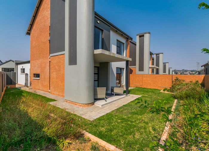 Amberfield House For Sale: 3 beds, battery backup, pool, parks, 24-hour security.