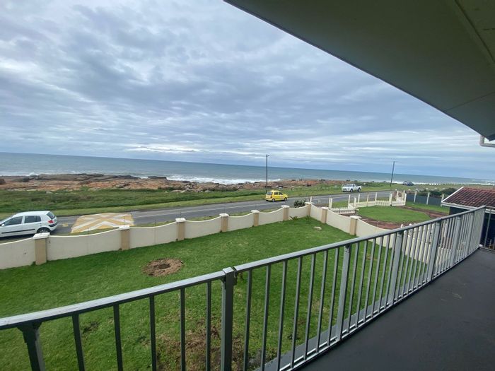 House for Sale in St Michaels On Sea: Beach proximity, rental flat, sea views.