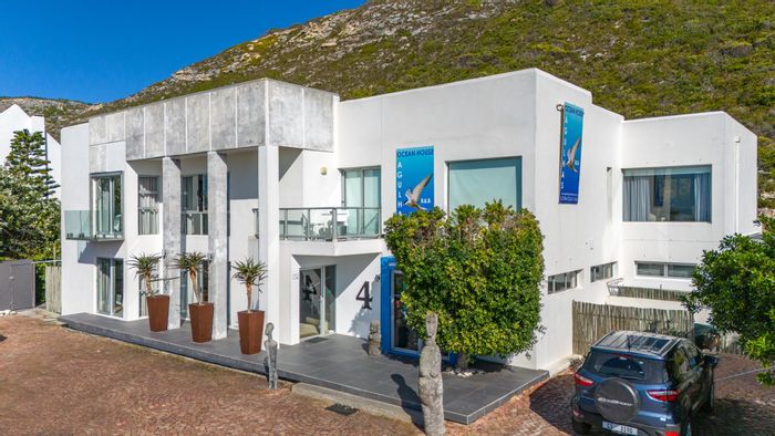 House for Sale in Agulhas Central: 6 bedrooms, ocean views, established guesthouse.
