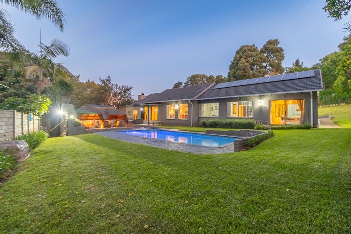 Roodekrans House For Sale: 3 Bedrooms, pool, bar, lapa, and energy-efficient features.