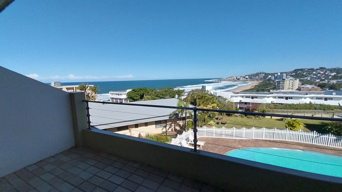For Sale: Apartment in Manaba Beach with 2 bedrooms, pool, and secure parking.