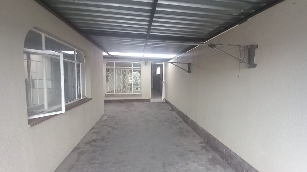 Carport paring and front door