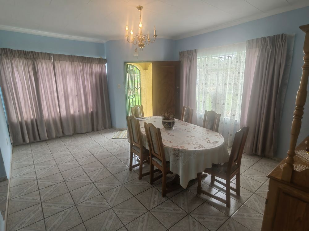 Dining room and Entrance