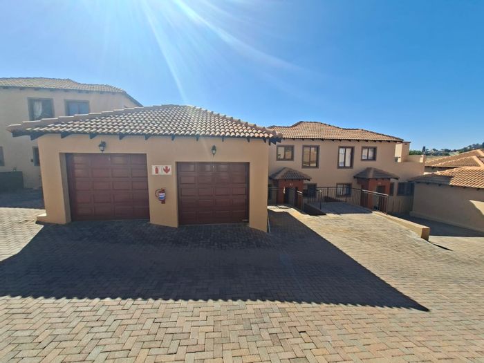 For Sale: 2-Bedroom Townhouse in Noordheuwel with clubhouse, pool, and pet-friendly garden.
