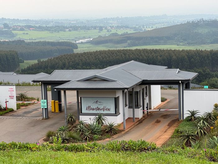 2-Bedroom Apartment To Rent in Hilton Central with pool, clubhouse, and security.