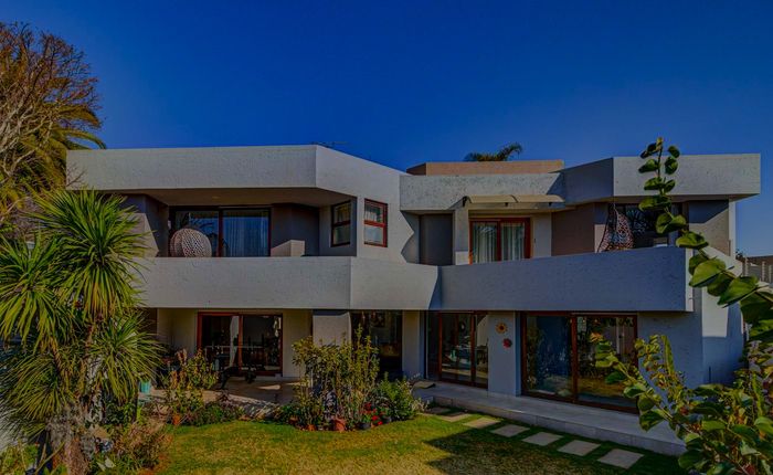 For Sale: House in Bedfordview Central with open-plan living, security, and school access.