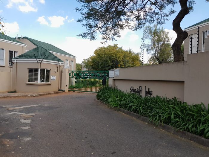 3-Bedroom Apartment To Rent in Weltevreden Park with Pool Access and Security.