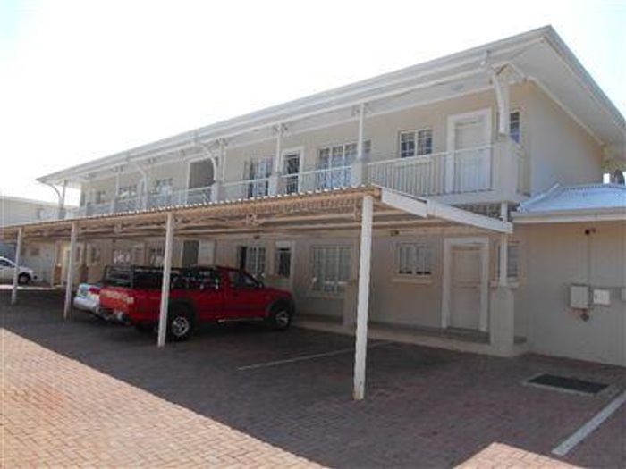 Die Bult Apartment For Sale: 1 Bed, Pool, Braai Area, Secure Parking.