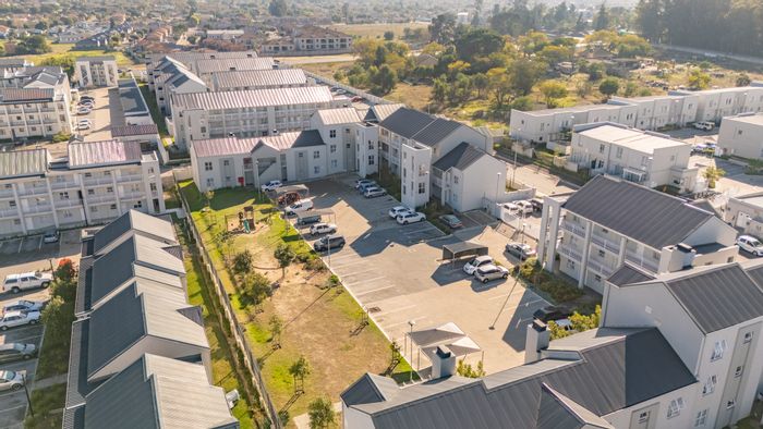 For Sale: 2-bedroom apartment in Haasendal with covered patio and parking.