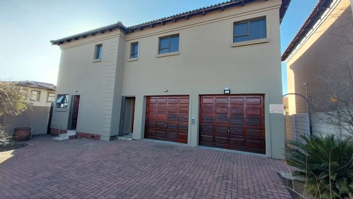 For Sale: House in Secunda Central with 3 bedrooms, double garage, and braai area.