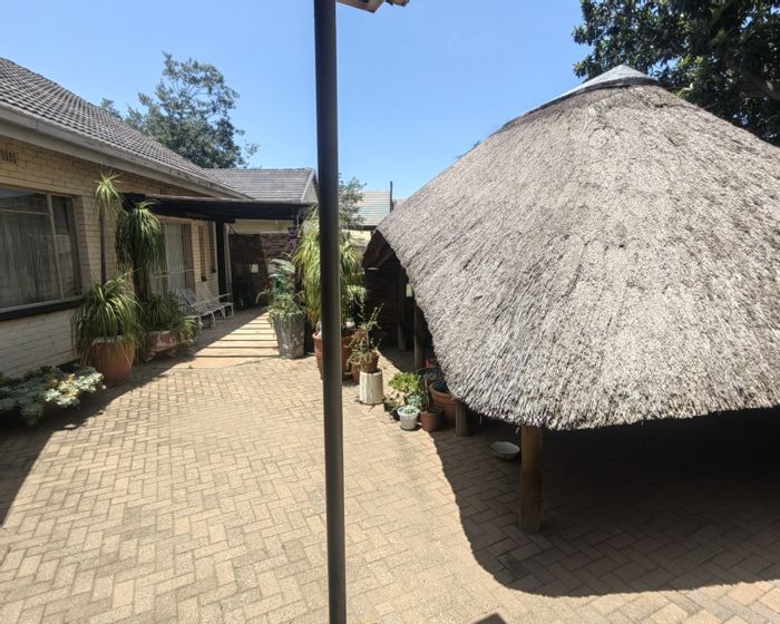 3-Bedroom House for Sale in Nigel Ext 2 with Lapa and Large Yard.