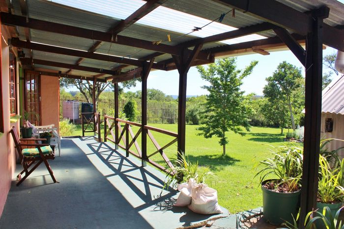 For Sale: House in Bathurst Central with 4 beds, solar power, and rainwater storage.