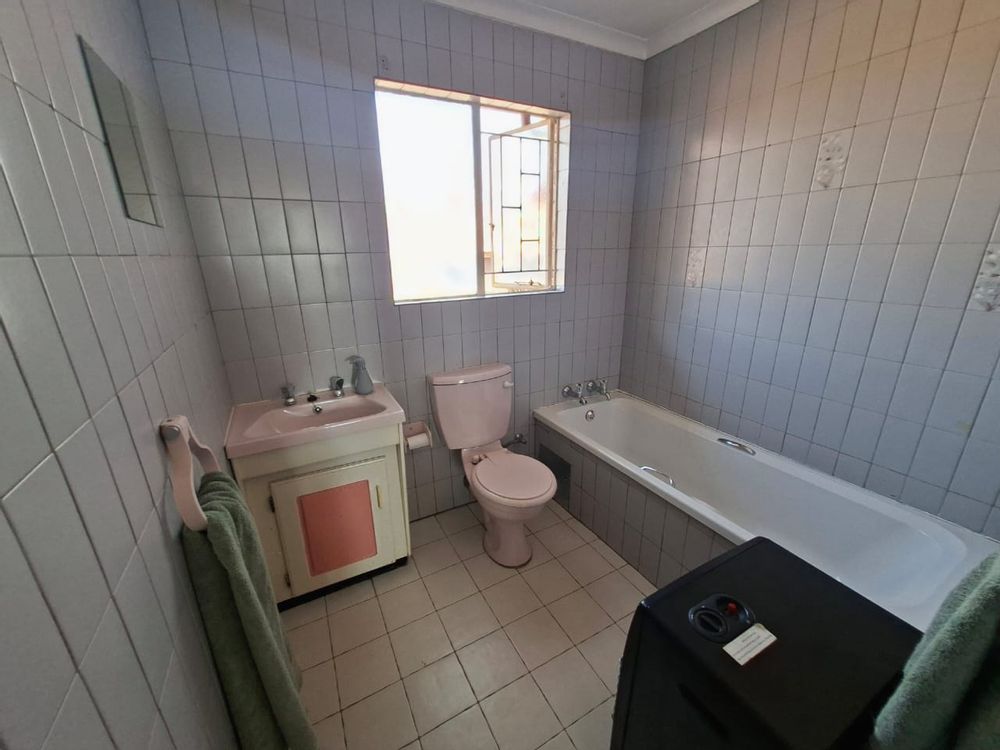 En suite bathroom
