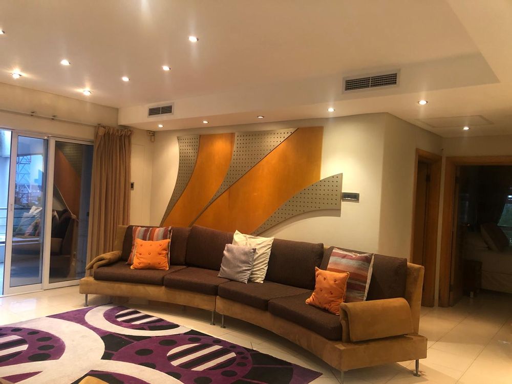 Open Plan Lounge Area