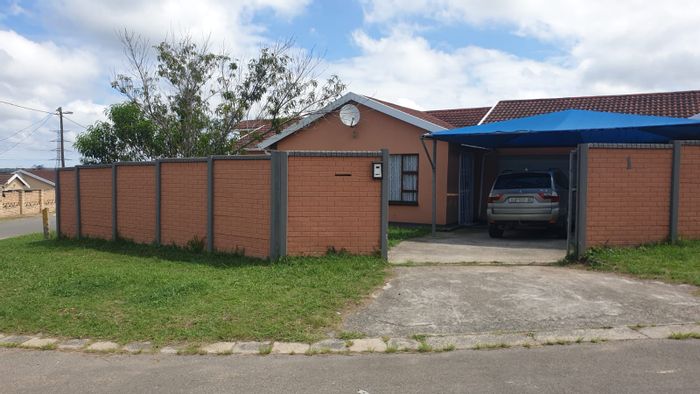 3-Bedroom House To Rent in Wilsonia with open-plan kitchen and secure yard.