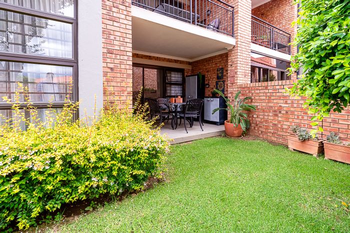 Townhouse For Sale in Equestria: 2 beds, private garden, community amenities, 24-hour security.