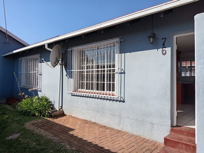 3-Bedroom Apartment For Sale in Roodepoort West with communal pool and secure access.