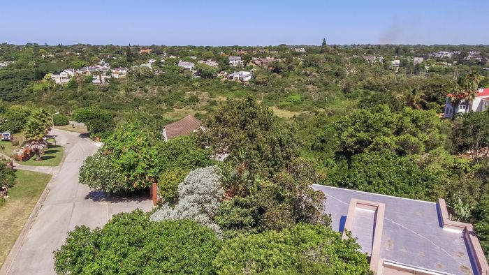 Linkside House For Sale: 6 bedrooms, 5 baths, dual-living potential, scenic views.