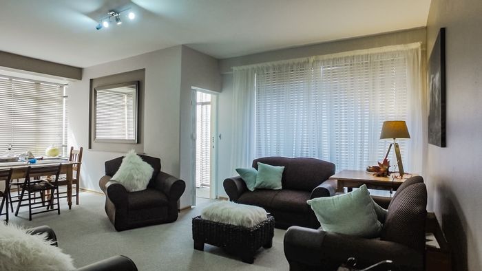 For Sale: Humewood Apartment with 2 bedrooms, secure parking, and beach proximity.