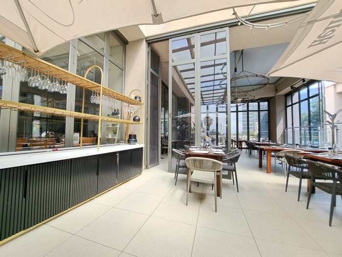 For Sale: Apartment in Morningside Ext 40 with pool, parking, and sea views.