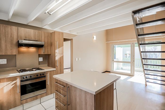 For Sale: Fourways Apartment with 1 Bed, 1 Bath, parking, near shopping and dining.