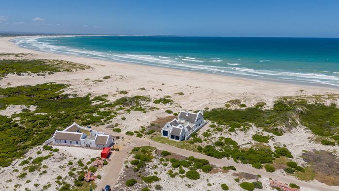For Sale: Vacant Land Residential in Struisbaai Central, steps from the beach.