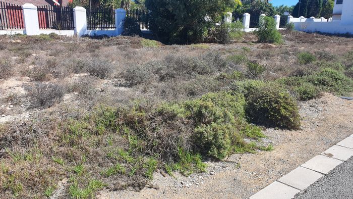 Vacant Land Residential in Shelley Point For Sale – Beach access, golf course nearby.