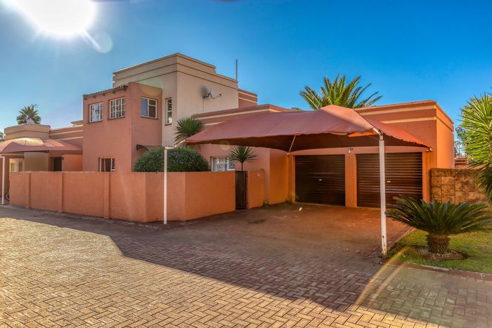 For Sale: Townhouse in Culemborg Park with pool, study, and secure parking.