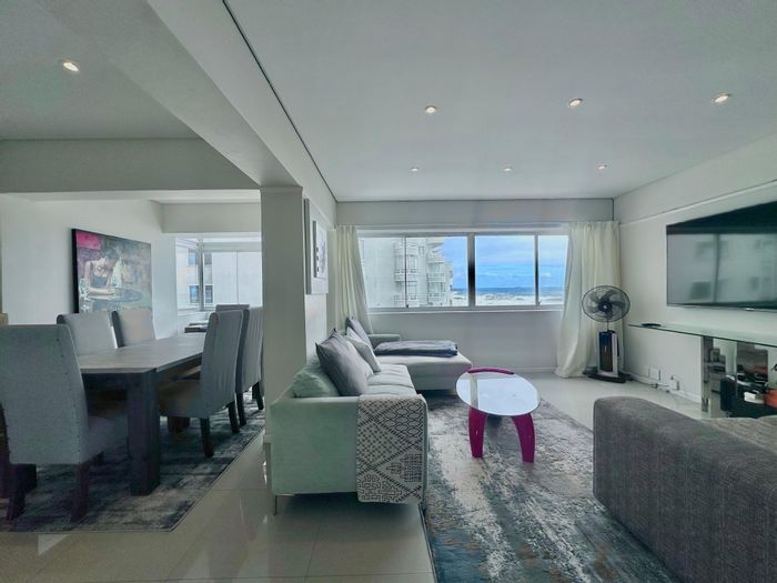 Sea Point Apartment To Rent: 2 Bedrooms, beachfront views, parking, fully furnished.
