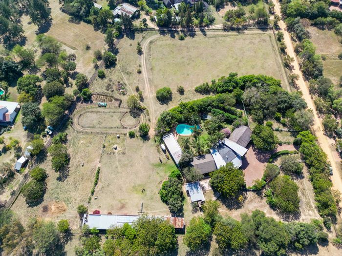Kyalami AH Small Holding For Sale: Equestrian facilities, spacious home, serene setting.