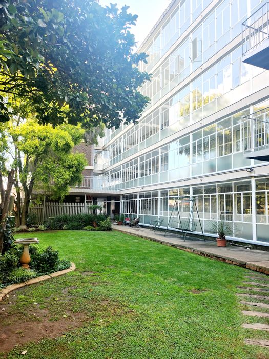 For Sale: Three Rivers Townhouse with spacious living, garden, and secure parking.