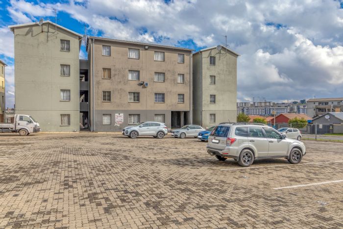 Fleurhof Apartment For Sale: 2 beds, secure living, close to amenities.