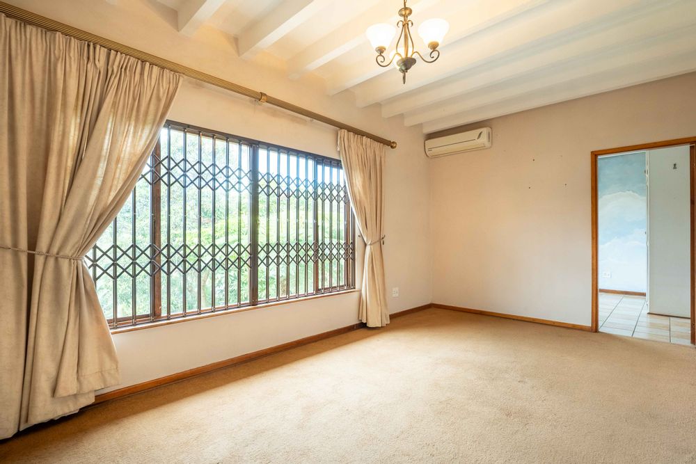 4th bedroom or living area, downstairs