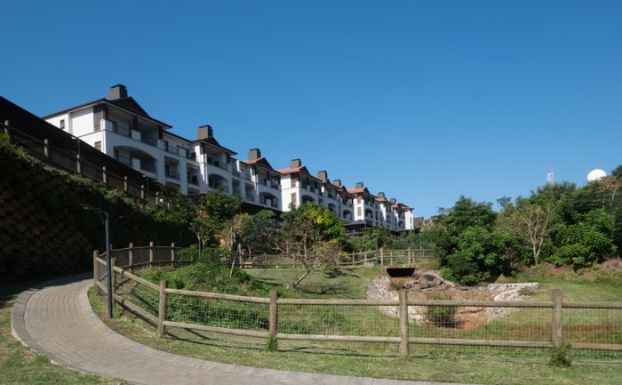 For Sale: Izinga Estate Townhouse with 2 beds, 2 baths, and secure parking.